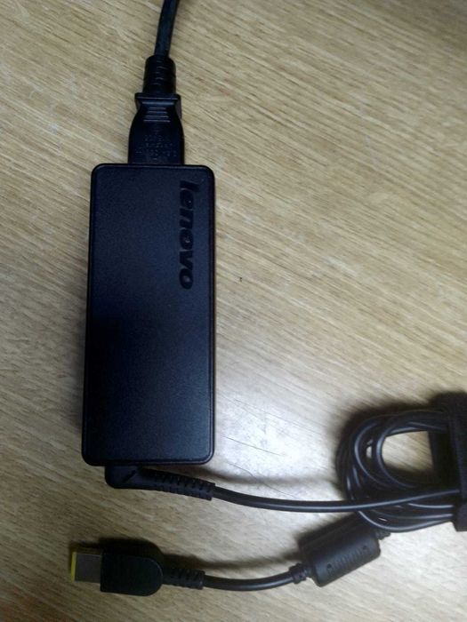 Portátil Lenovo V110