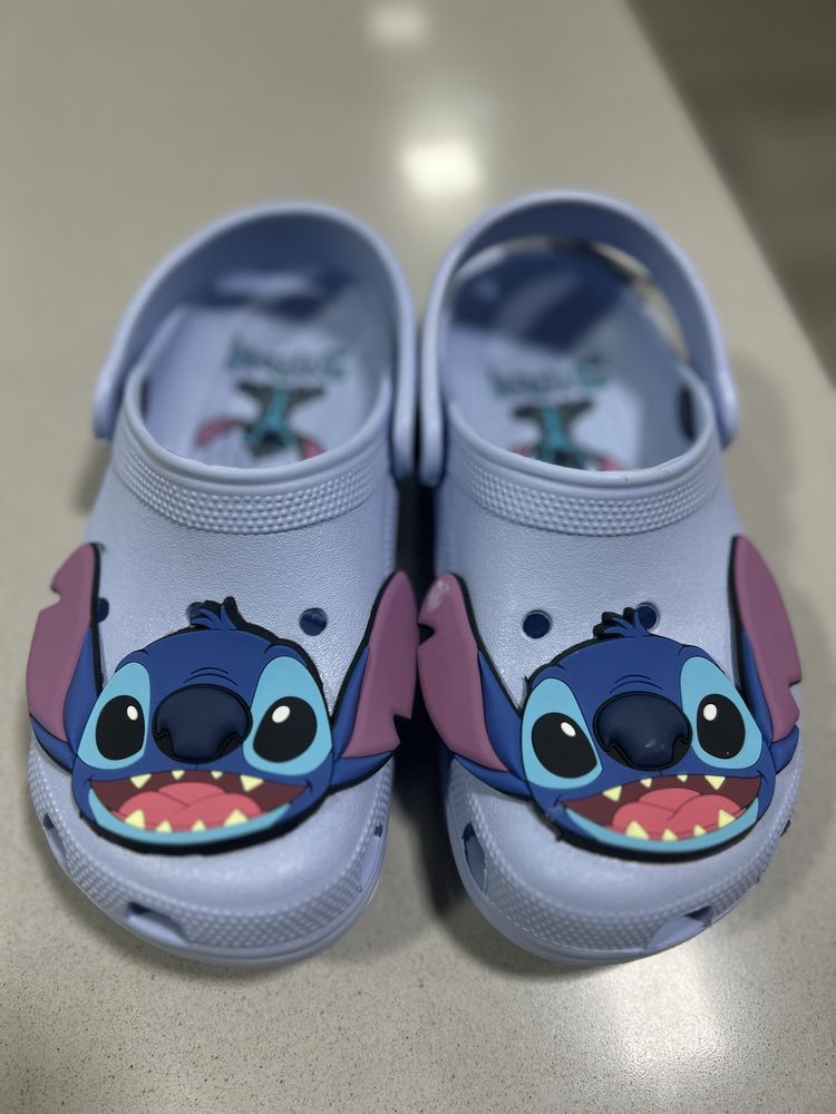 Crocks Stitch Disney
