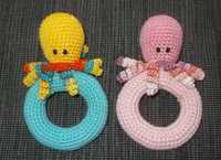 Chocalho/Roca em crochet para bebé