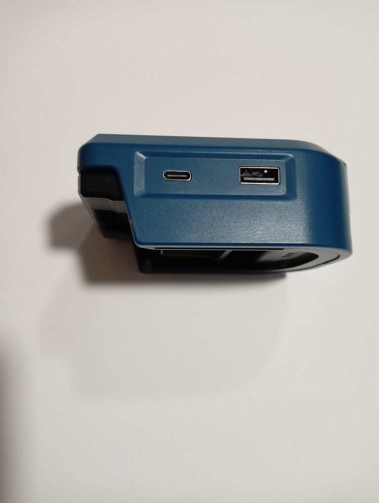 Зарядное устройство,USB преобразователь для Makita 18V+фонарь