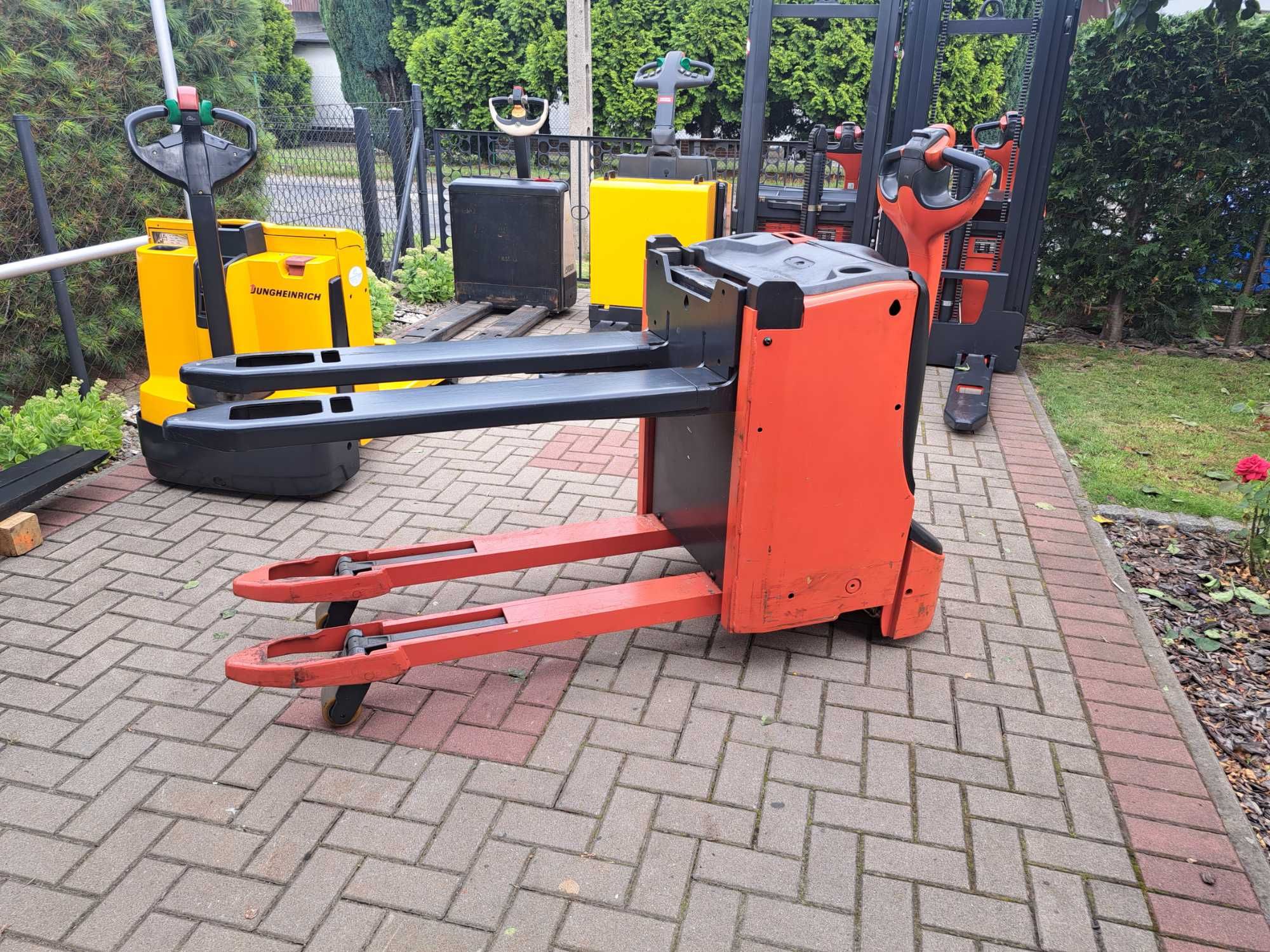 Wózek paletowy, paleciak elektryczny LINDE T16L - 80CM - 800KG