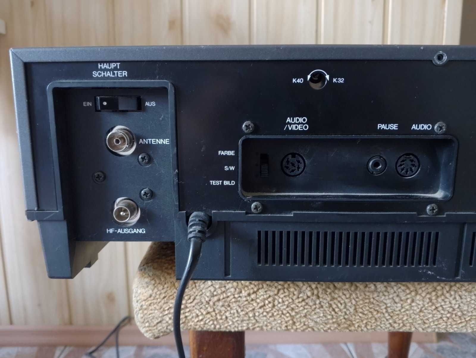 Відеомагнітофон JVC HR-D225EG