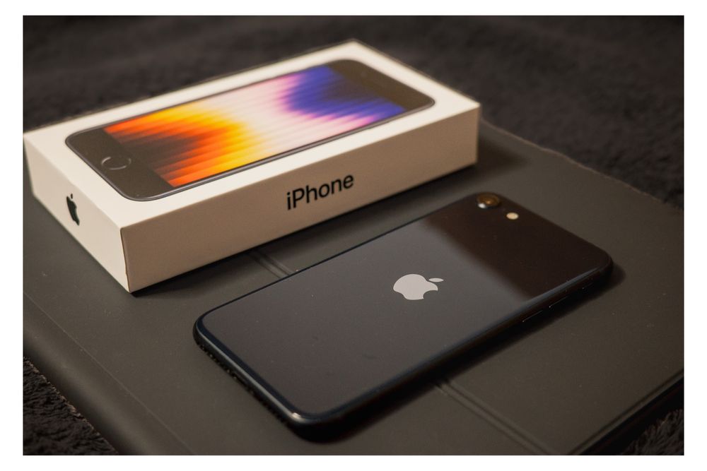 Iphone se3. Gwarancja do 21.11.2025