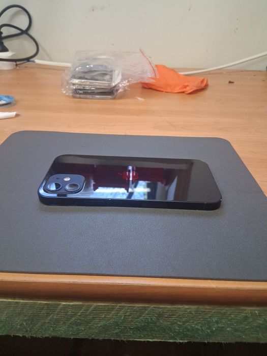 Korpus iphone 12 midnight