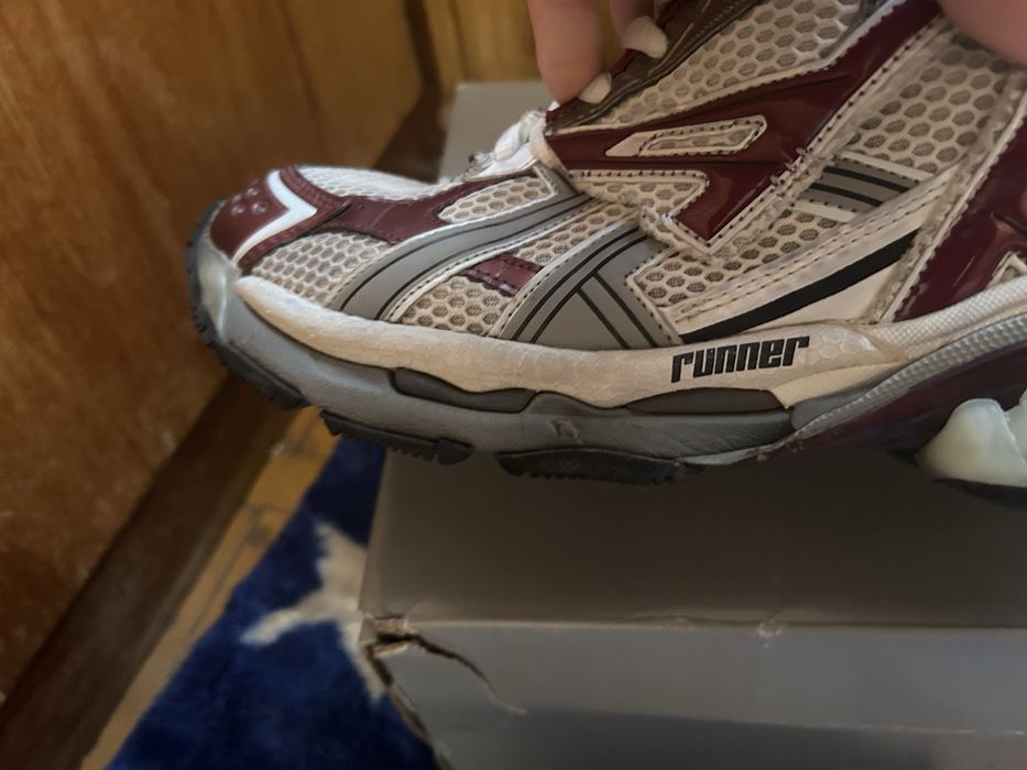 Кросівки Balenciaga runner в нормальному стані