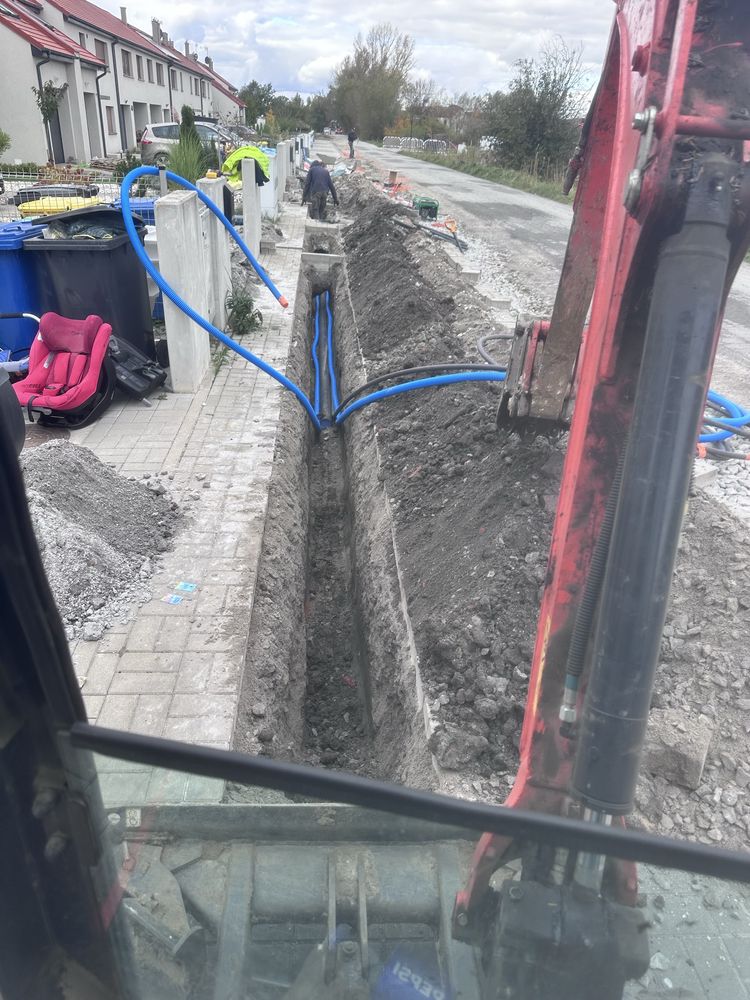 Usługi minikoparką  ,wynajem z operatorem Wroclaw i okolice