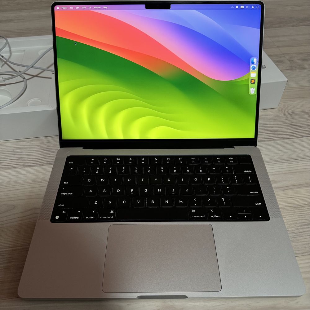 Macbook Pro 14" 2021 M1 Pro 10-Core 16Gb 1Tb Silver (MKGT3)