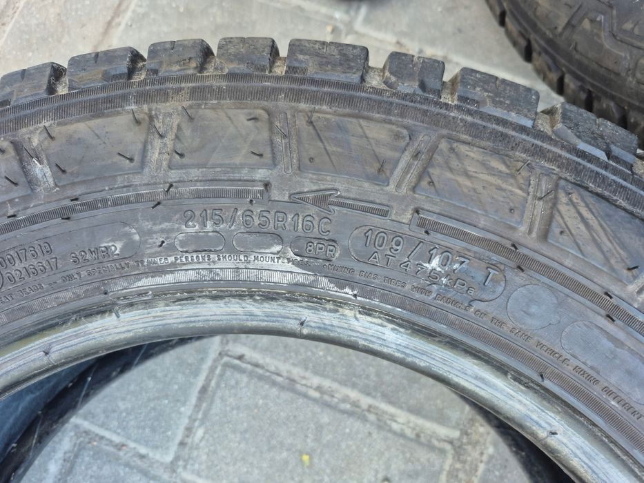 michelin agilis crossclimate 215/65r16c 109/107 t 22r 4x