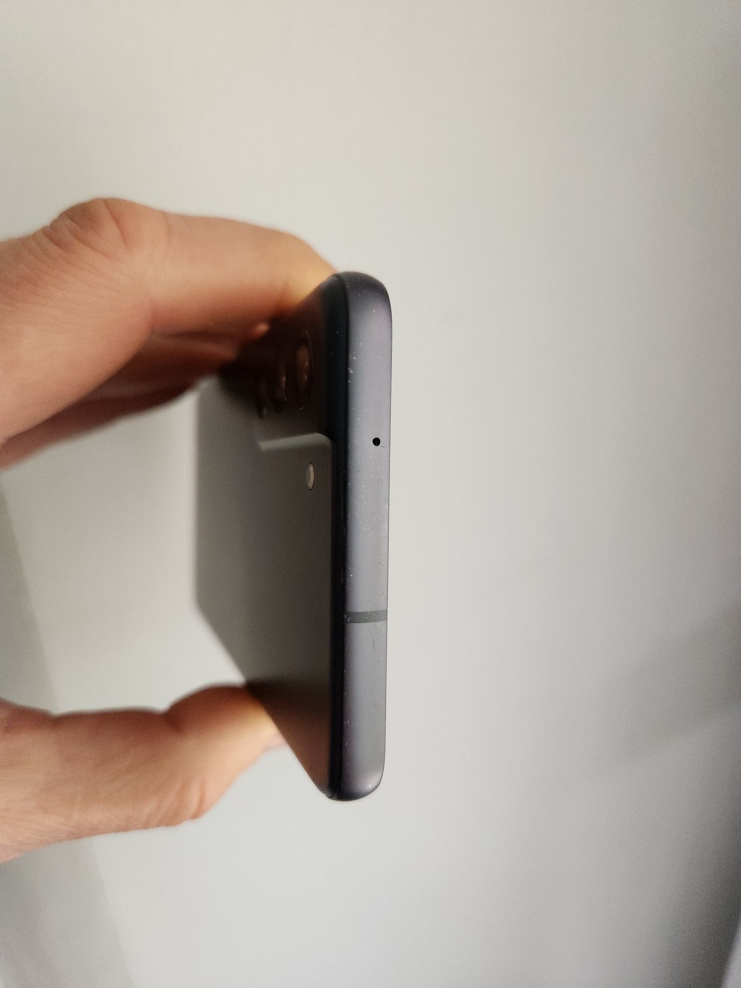 Samsung Galaxy S21 FE 5G Snapdragon Идеал не видит сим