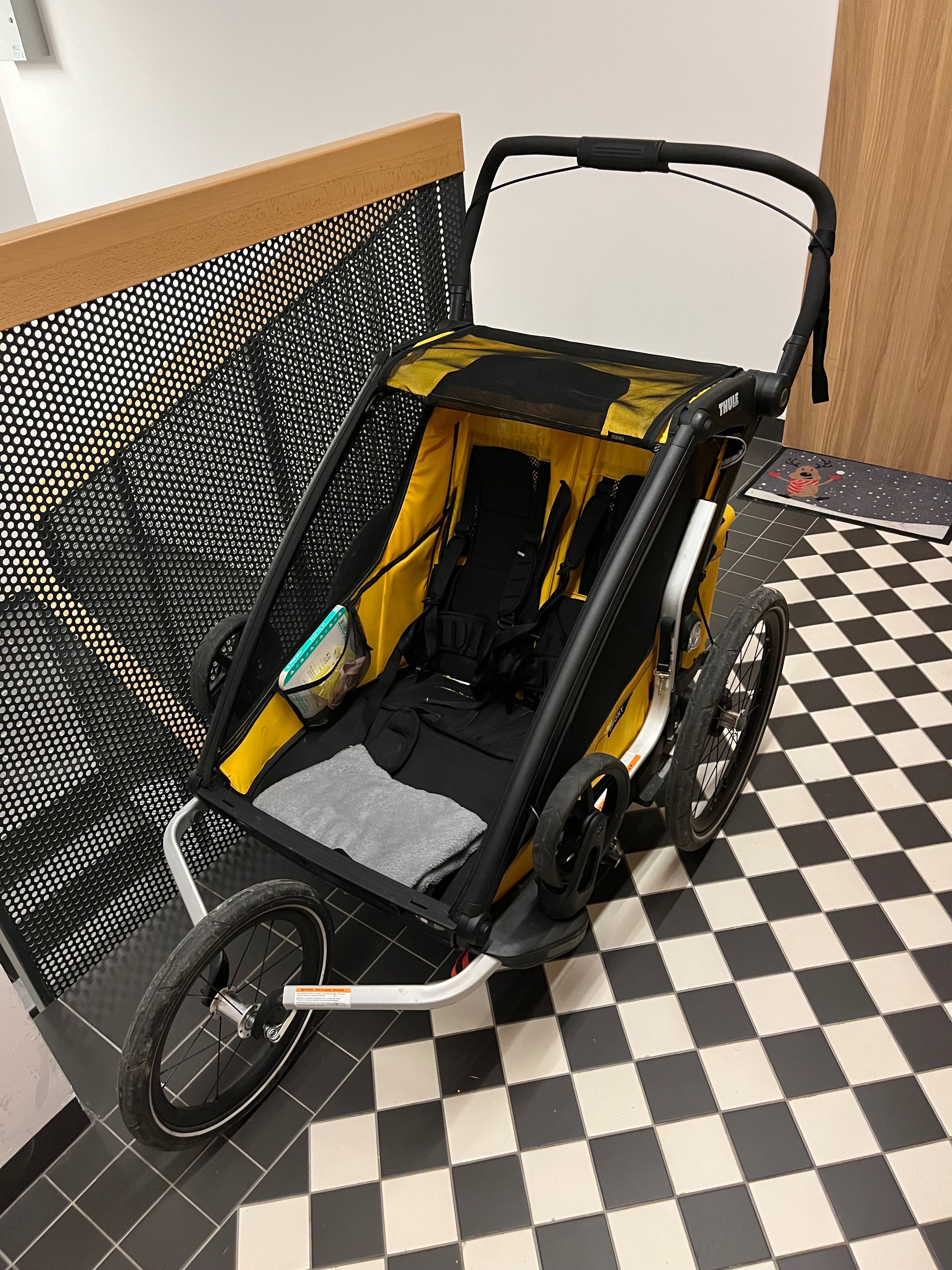 Thule Chariot Sport 2 Gratis Jogging Kit i hamaczek dla niemowląt