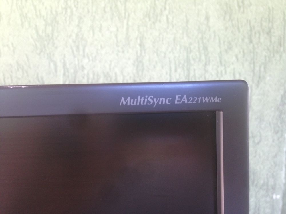 Monitor NEC multisync ea221wme