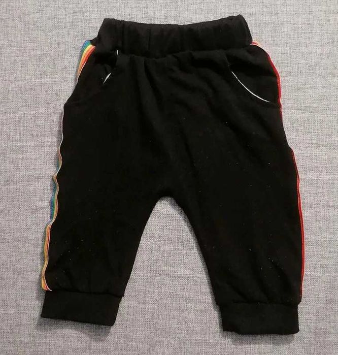 Zestaw: dresik z kapturem + t-shirt z kr. rękawkami rozmiar 62/68 cm