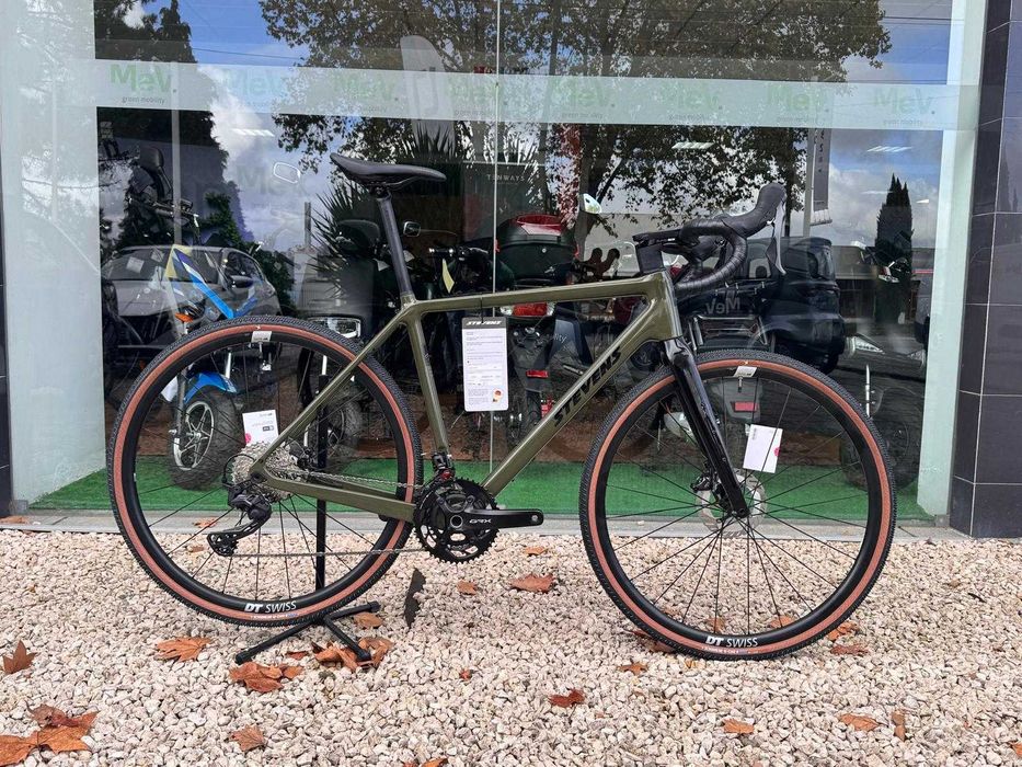 Bicicleta de Gravel - Stevens Camino Pro