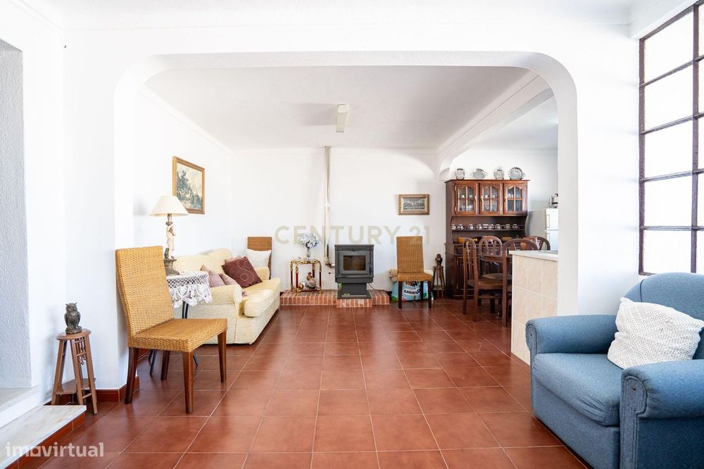 Moradia geminada típica Alentejana em Reguengos de Monsaraz