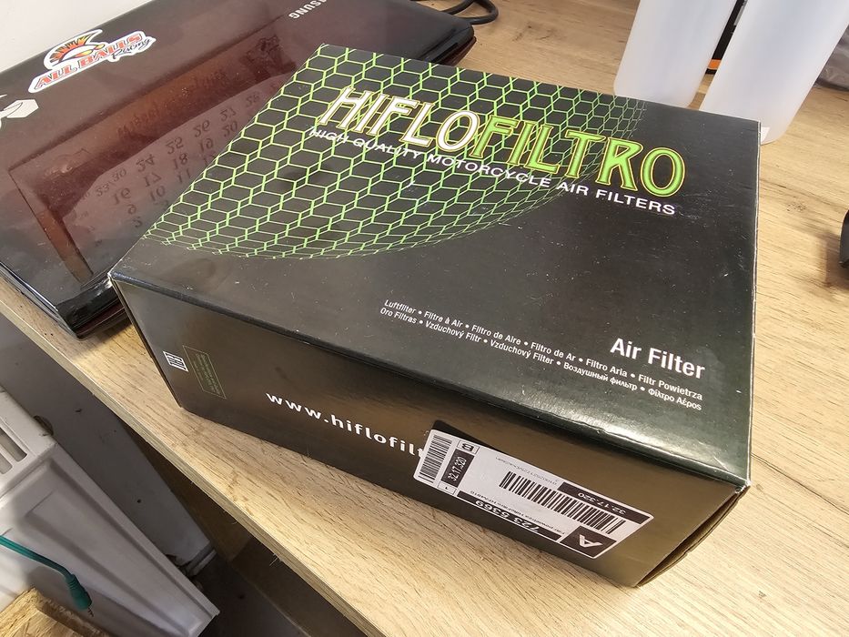 Filtr powietrza Hiflo nowy Yamaha V Max 1200