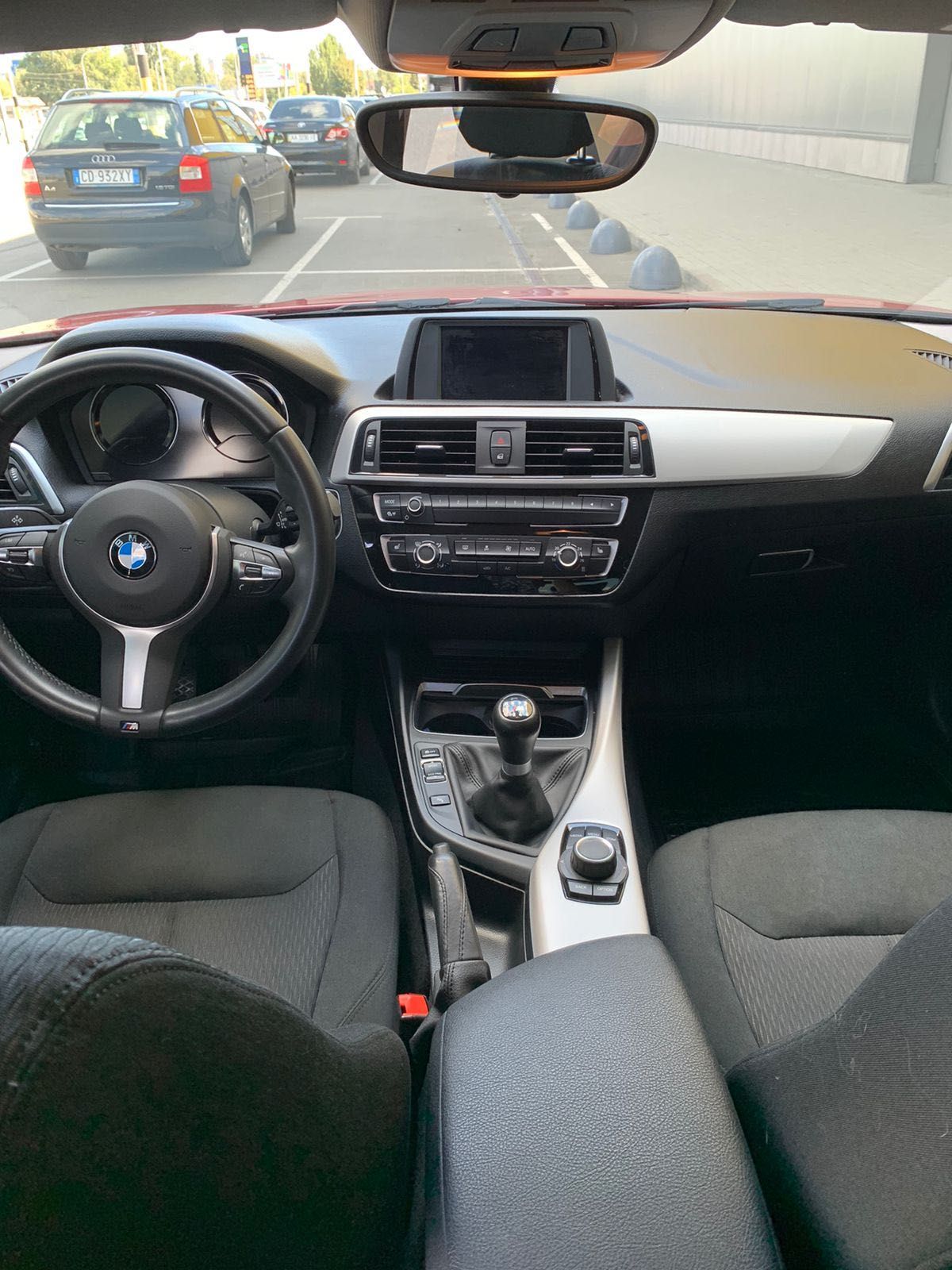 BMW 118/2019 р./19 000 км/механіка
