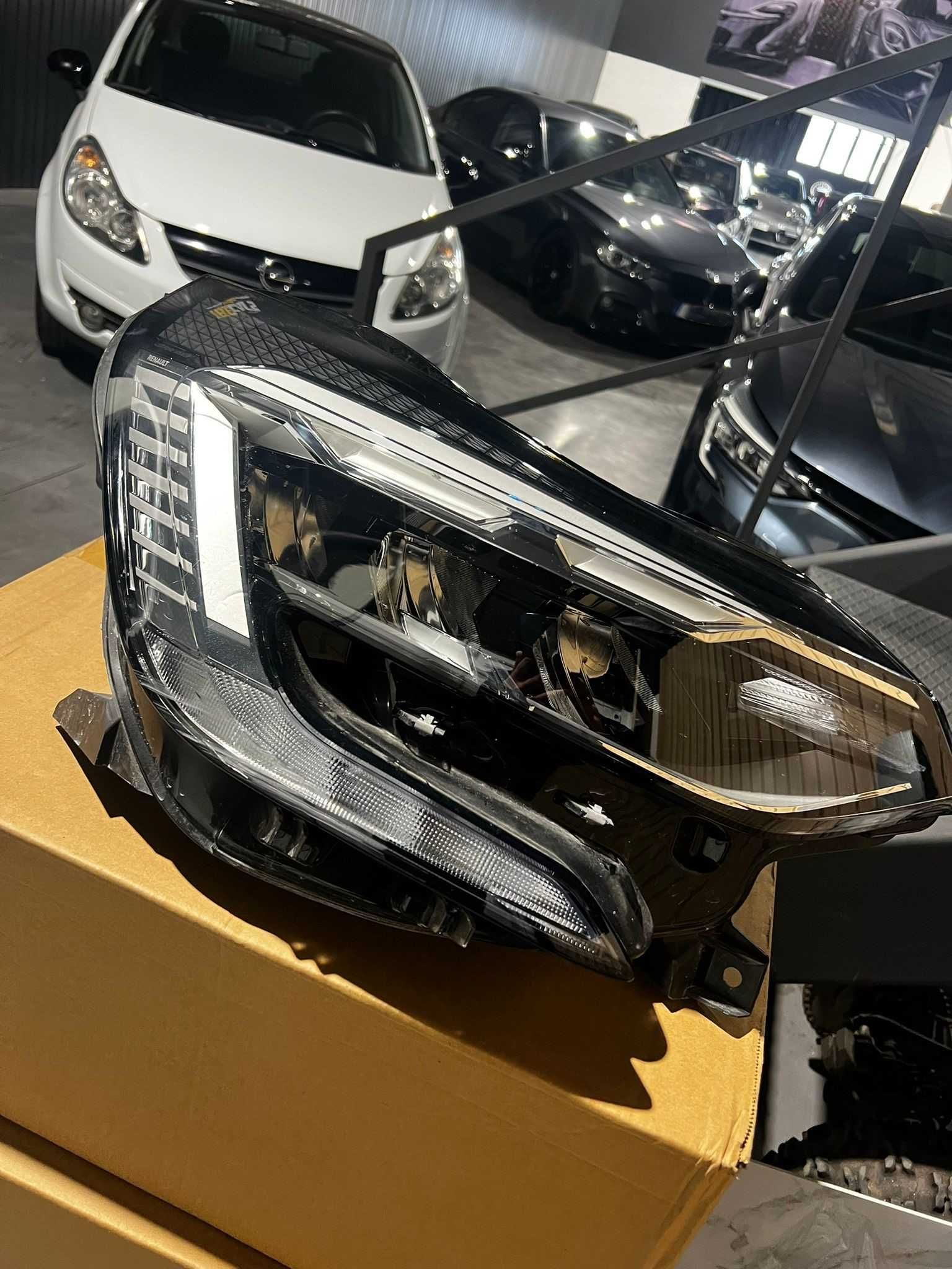 Farol/Ótica LED Renault Captur