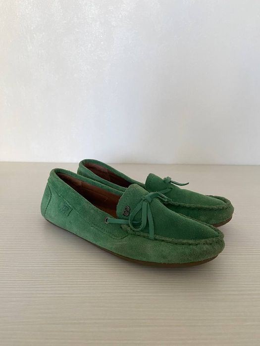 3 пари брендовоно взуття для дівчинки