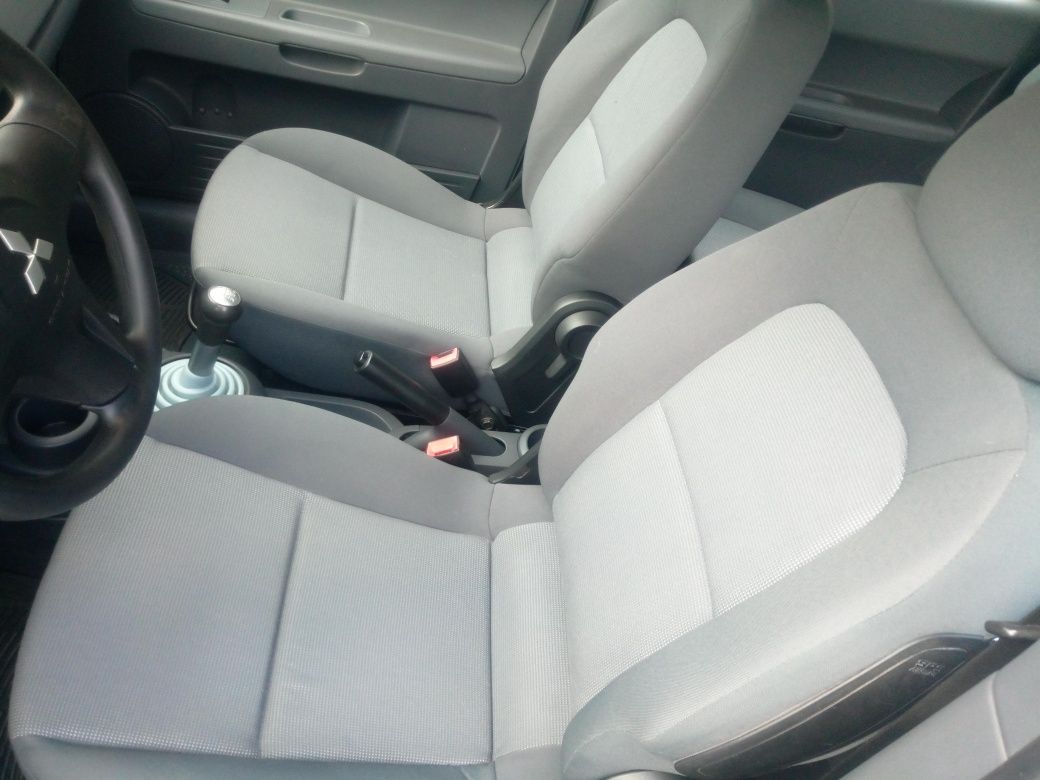 Mitsubishi Colt 2005r 1.1b 5drzwi klima