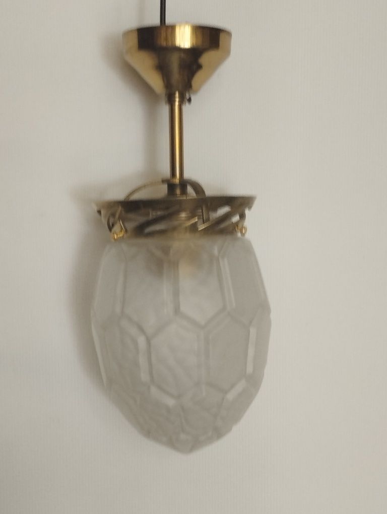 Mała lampa zwis ze starym kloszem