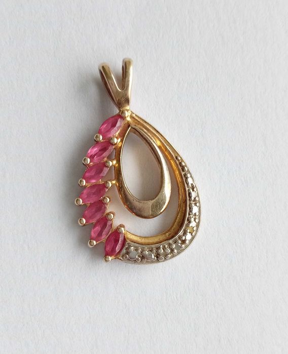 Підвіска кулон Срібло 925 проба, в позолоті, з рожевими каменями