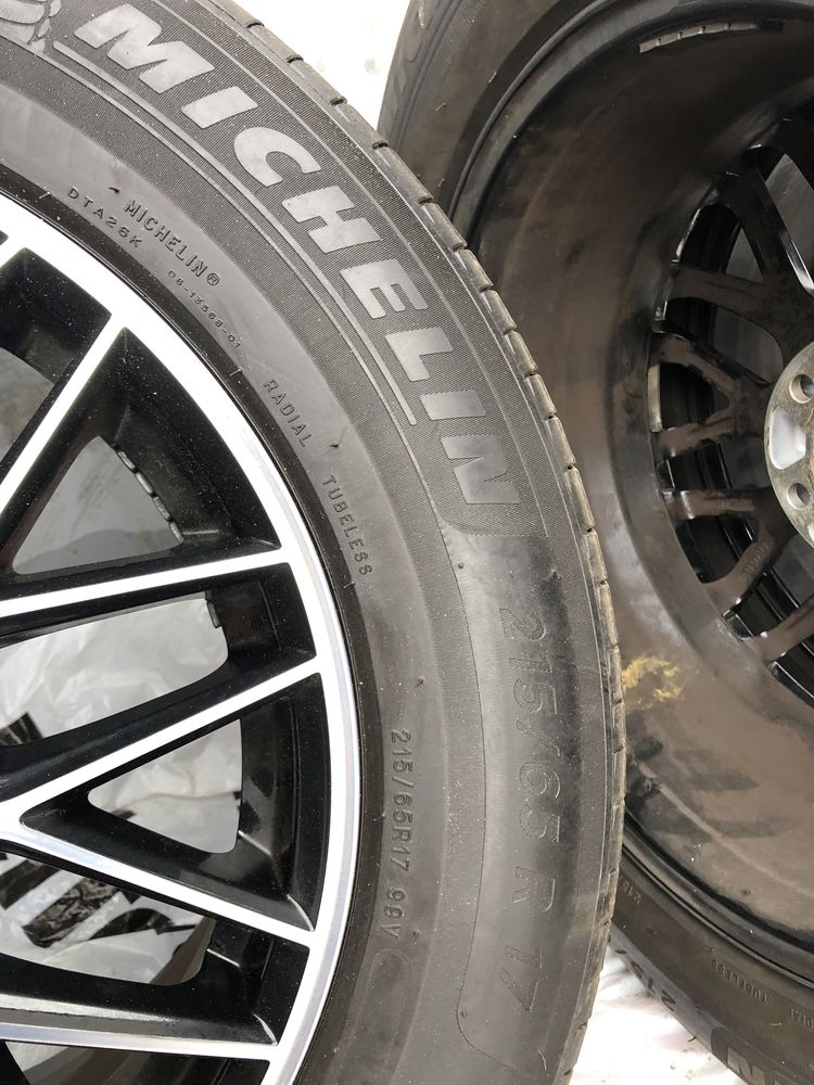 Шини літо 215/65 R17 99V Michelin Primacy 4