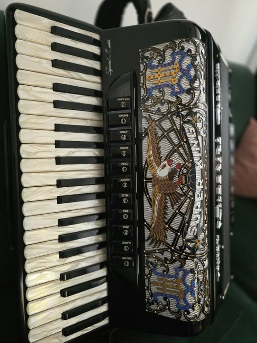 Sprzedam akordeon lucchini musette Super king