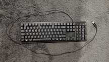 Teclado gaming usado