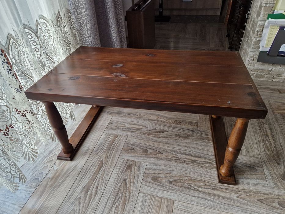 Stolik kawowy / półka pod telewizor drewno