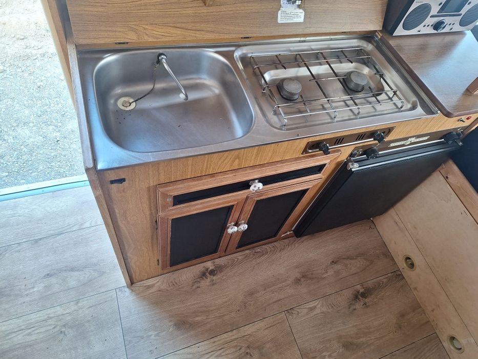 Przyczepa kępingowa 4osobowa  poszycie aluminiowe tabbert 4500 tn