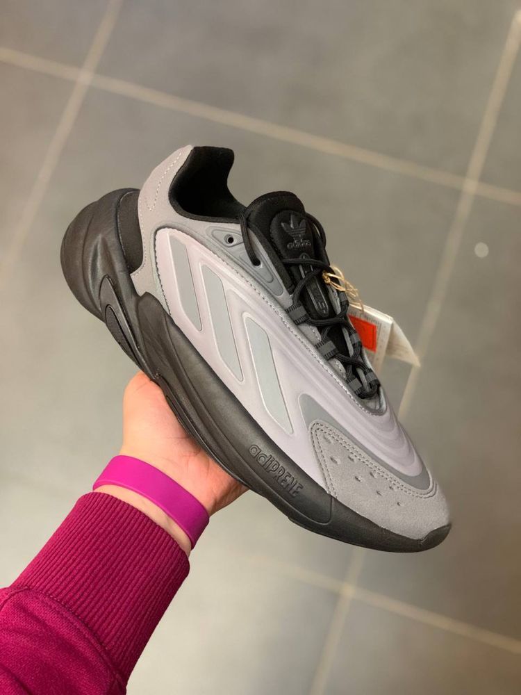 Кросівки Adidas Ozelia оригінал h04253 46,5(30 см)