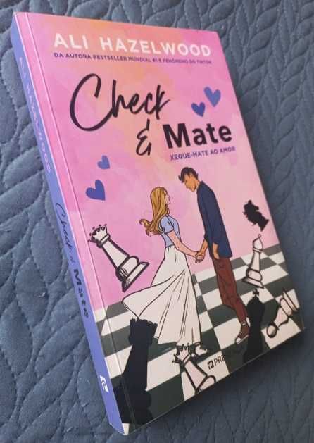 Check & Mate - Ali Hazelwood