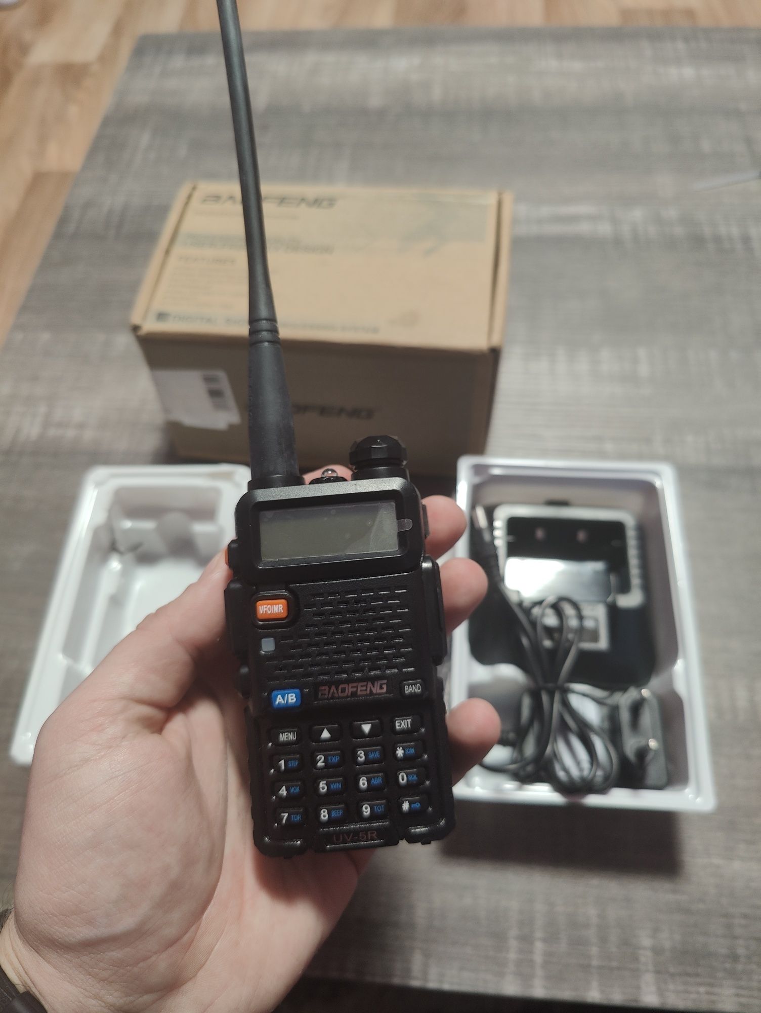 Рація baofeng UV-5R black нова повний комплект