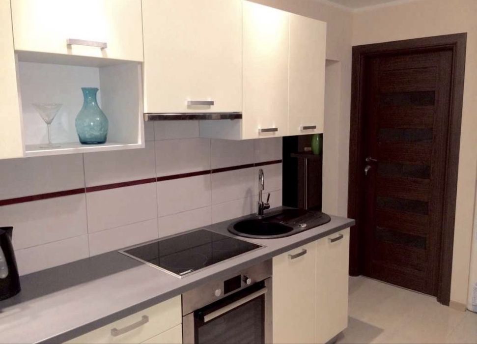 Pokoj Sozopolska. Dolny Mokotow 1365 zl za wszystko (rowniez Internet)