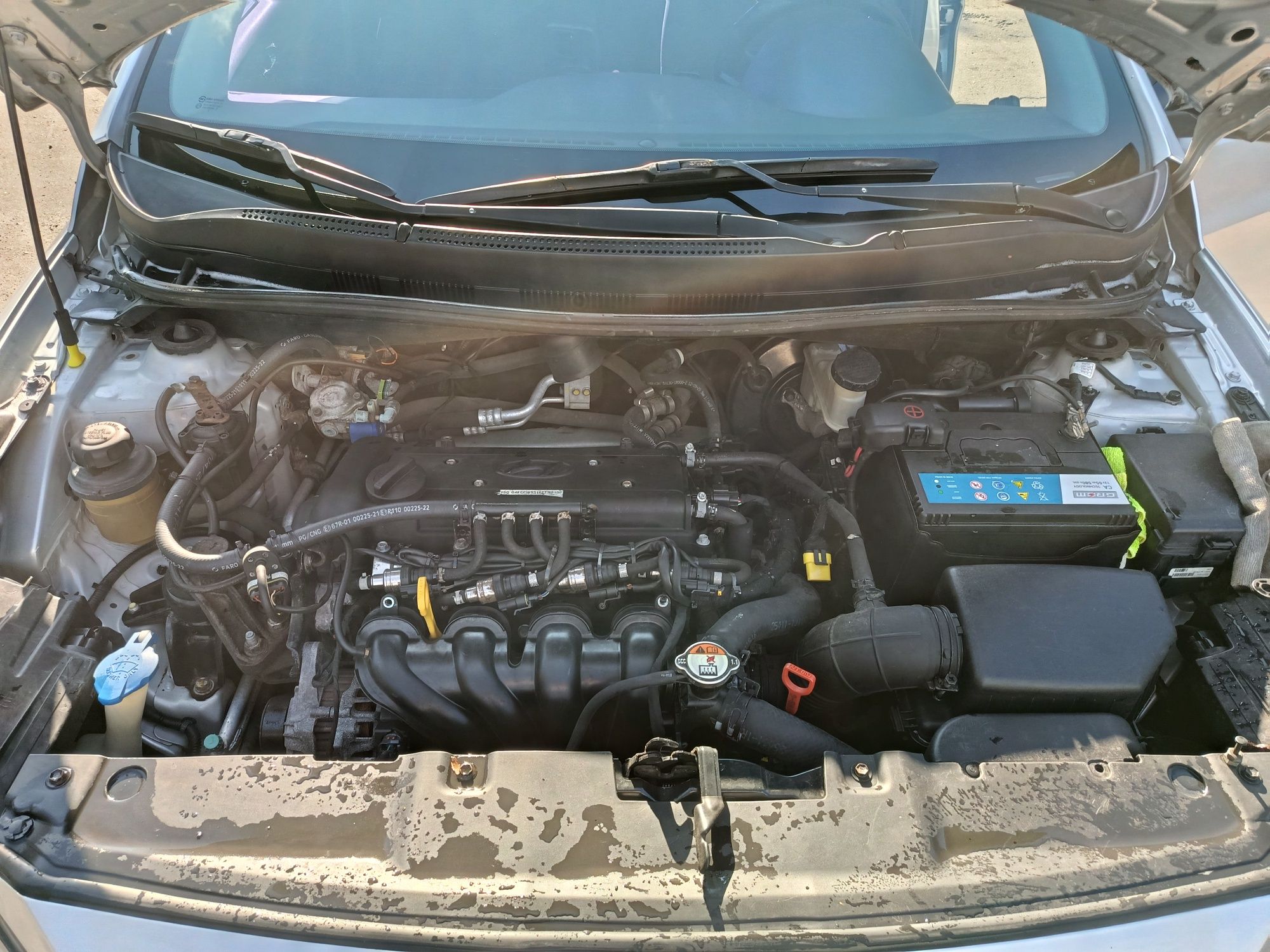 Хюндай акцент 1.6автомат продам обмен