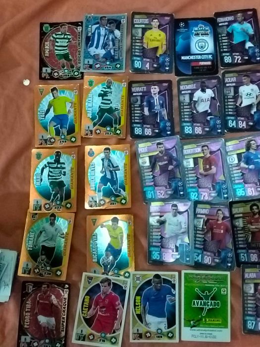Cartas de várias coleções de futebol