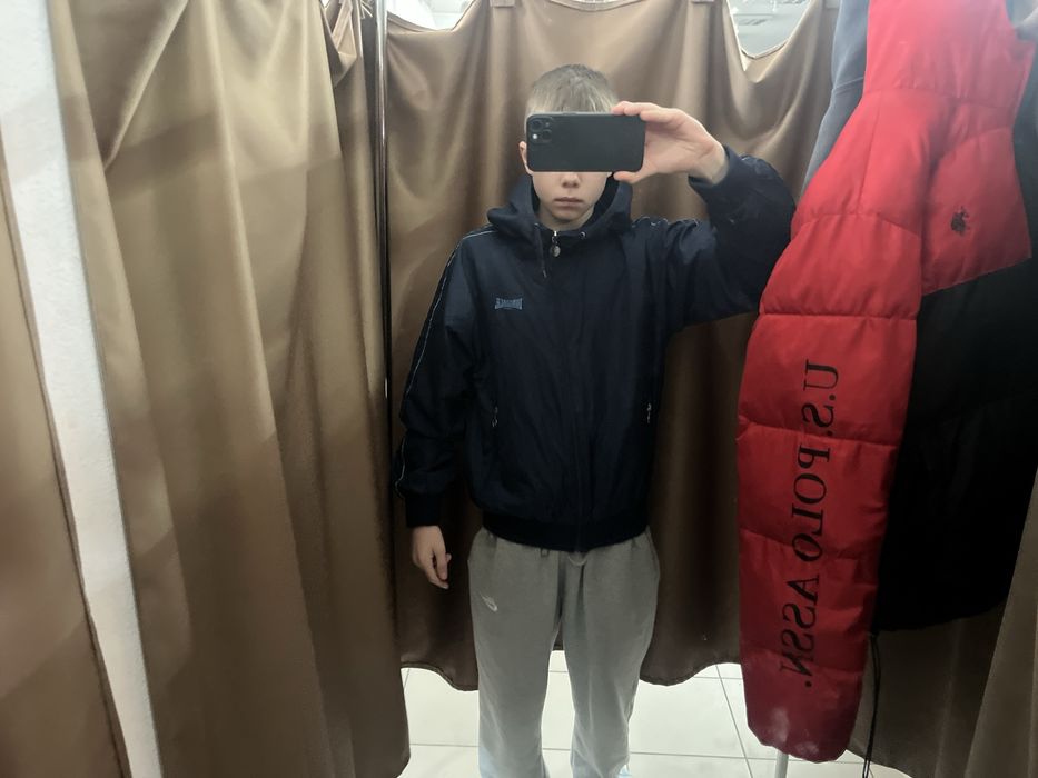 вітровка лонсдейл