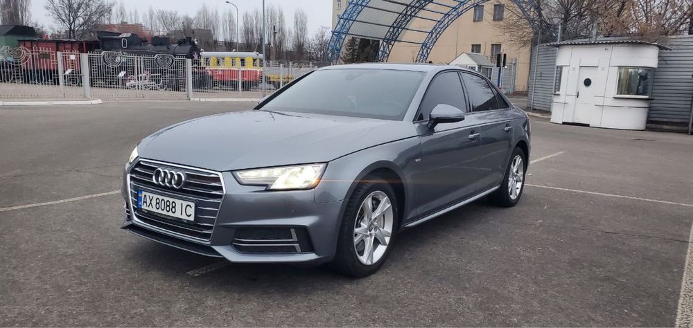 Audi A4 b9 в идеальном состоянии