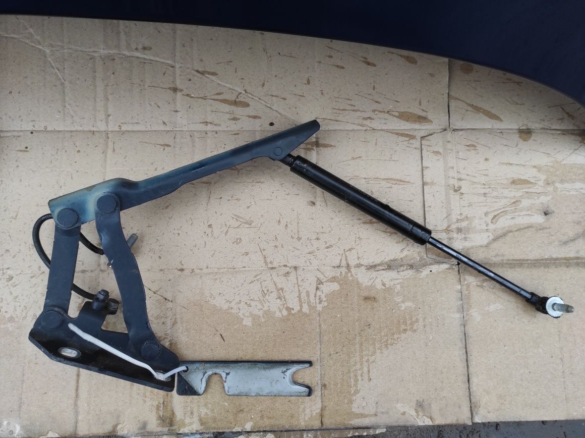 Капот бмв 5 E60 E61 BMW E60 E61