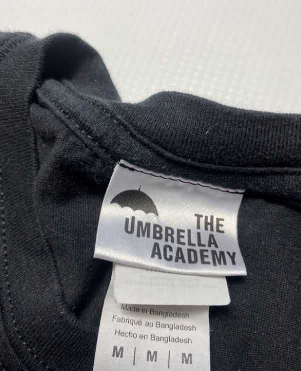 Футболка the umbrella academy/академія амбрелла
