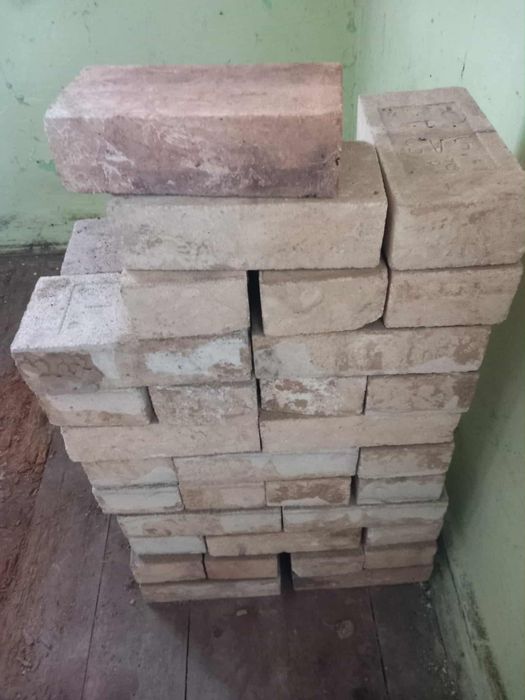 Cegła szamotowa z rozbiórki