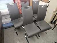 Krzesła nowoczesne metal bujane