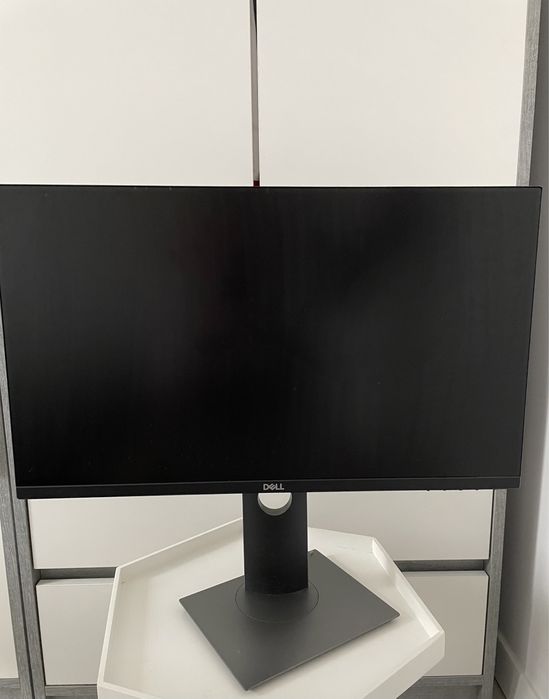 Monitor DELL P2419H