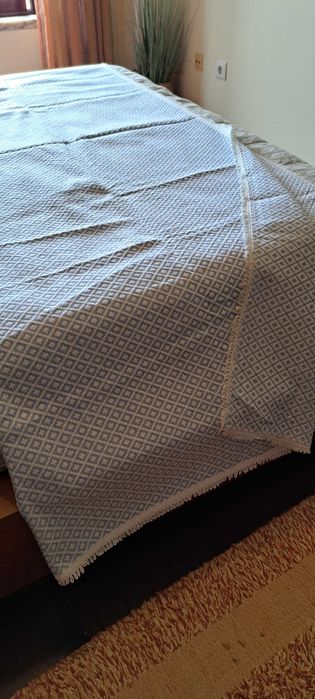 Colchas antigas (2) para cama de solteiro