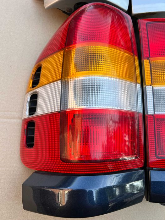 Задні фонарі стоп лівий правий Фронтера Opel Frontera B