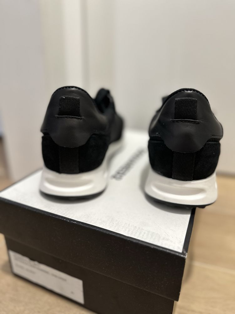 Sapatilhas Dsquared2 New Runner Pretas