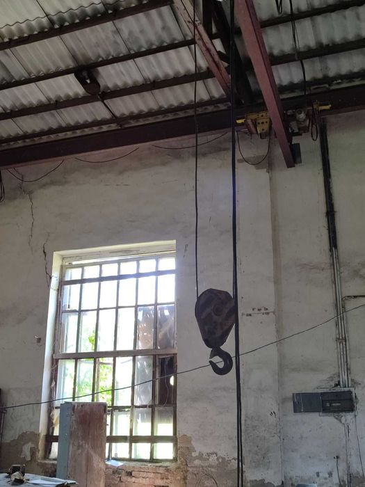 (3) Продам приміщення с.Вендичани Могилів-Подільський р-н 0925