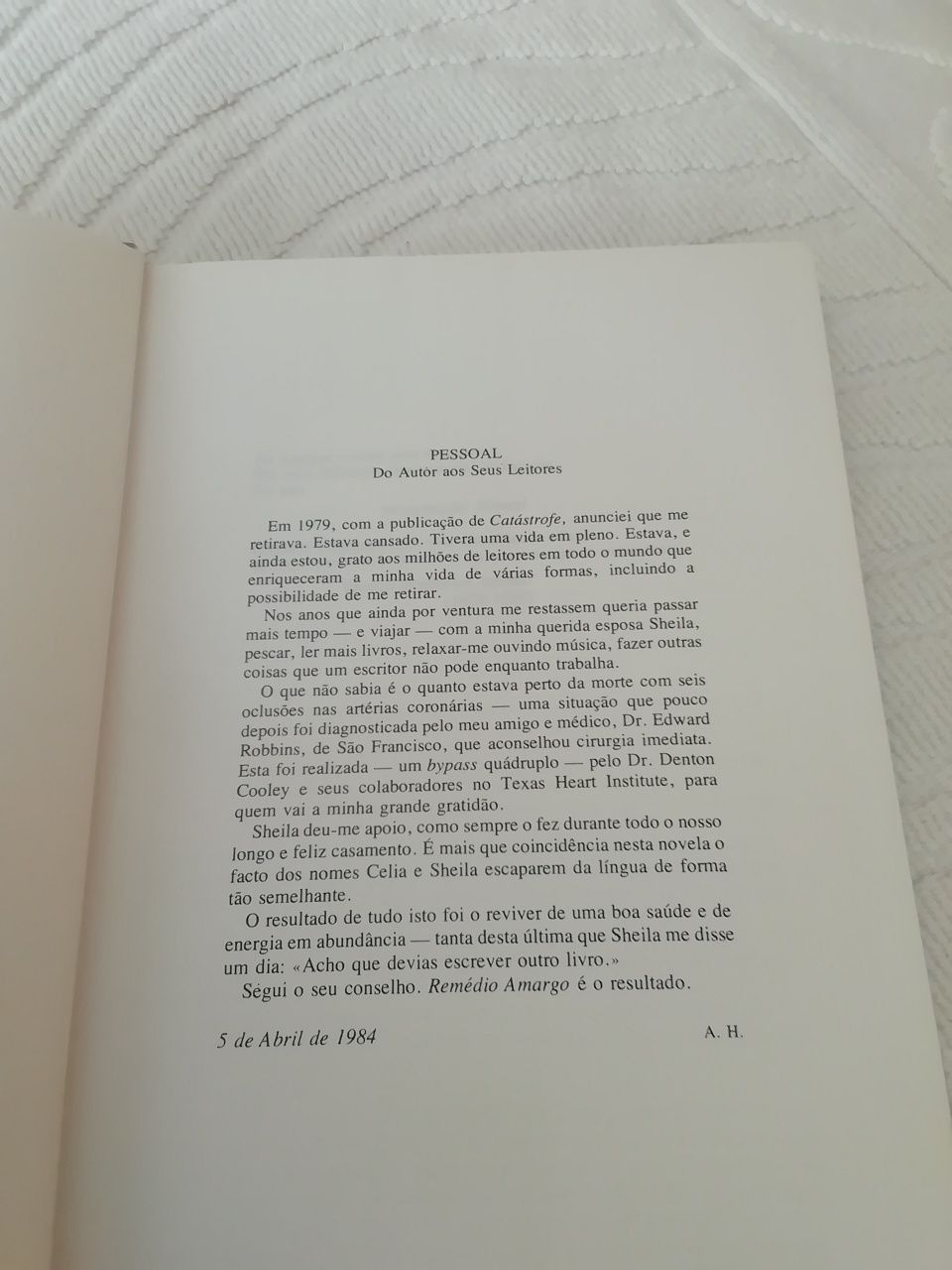 Remédio Amargo de Arthur Hailey, usado