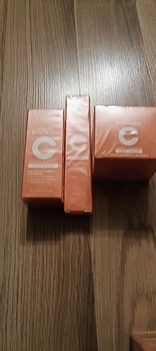 Zestaw kosmetyków do pielęgnacji twarzy