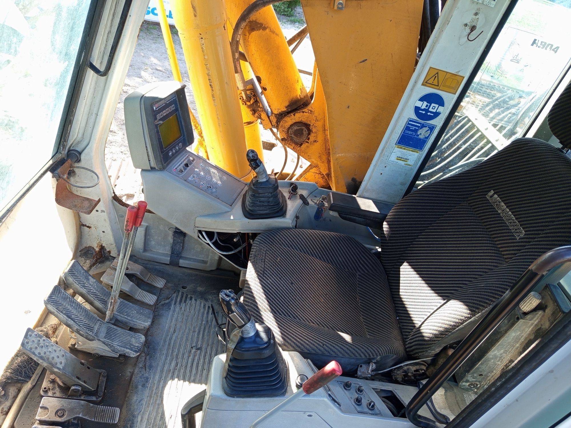 Liebherr 904 litronic